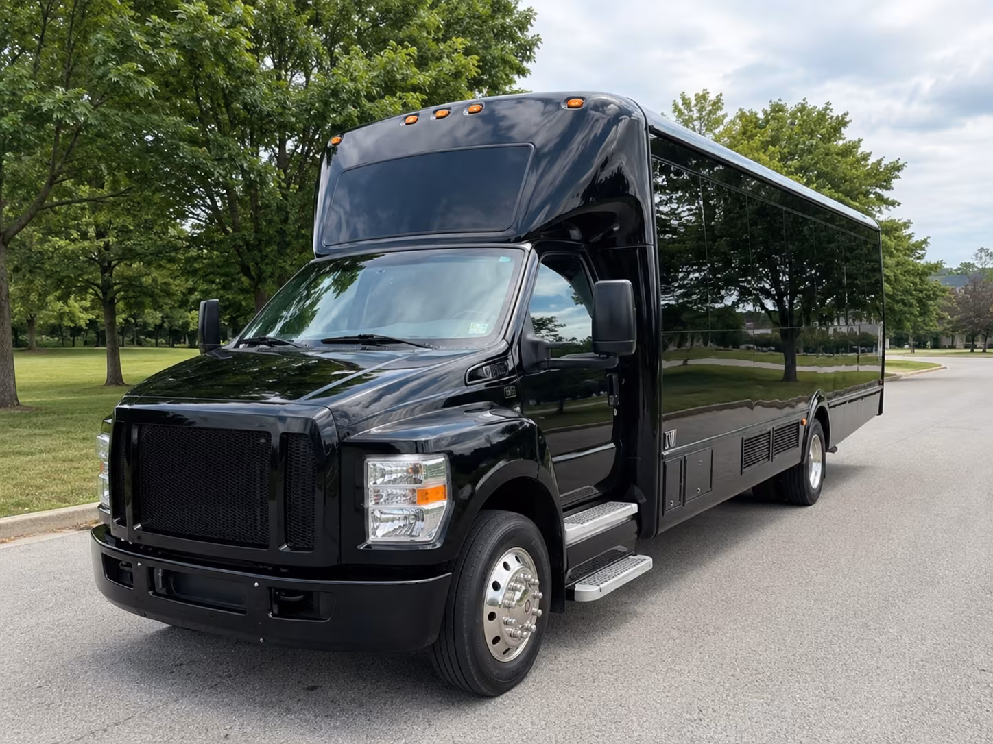 Oceanside Homecoming & Prom Party Bus Rentals
